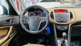 Opel Zafira 2012 г.в.