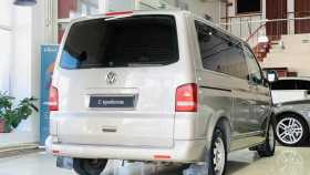 Volkswagen Multivan 2010 г.в.