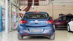 Opel Astra 2010 г.в.