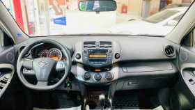 Toyota RAV4 2011 г.в.