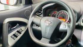 Toyota RAV4 2011 г.в.