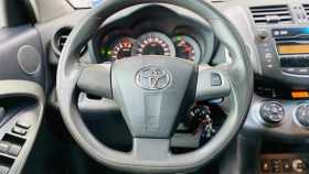 Toyota RAV4 2011 г.в.
