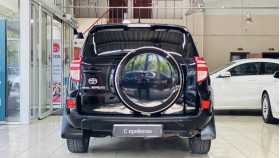 Toyota RAV4 2011 г.в.