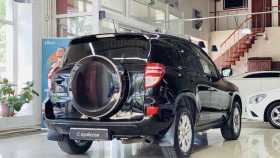 Toyota RAV4 2011 г.в.