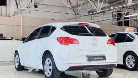 Opel Astra 2013 г.в.