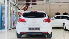 Opel Astra 2013 г.в.