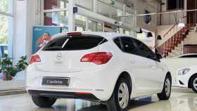 Opel Astra 2013 г.в.