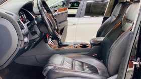 Volkswagen Touareg 2012 г.в.