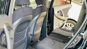 Toyota RAV4 2011 г.в.