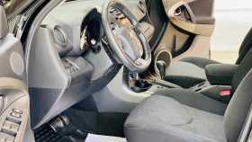 Toyota RAV4 2011 г.в.