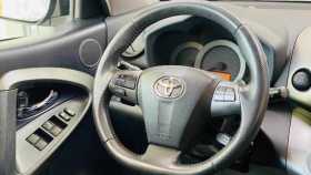 Toyota RAV4 2011 г.в.