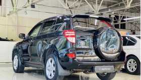 Toyota RAV4 2011 г.в.