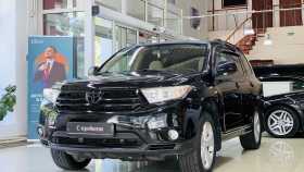 Toyota Highlander 2013 г.в.