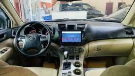 Toyota Highlander 2013 г.в.