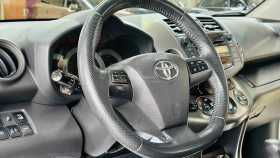 Toyota RAV4 2010 г.в.