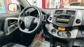Toyota RAV4 2010 г.в.