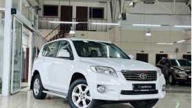 Toyota RAV4 2010 г.в.