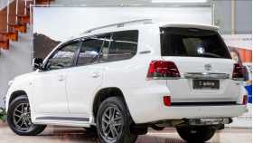 Toyota Land Cruiser 2011 г.в.