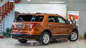 Ford Explorer 2013 г.в.