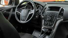 Opel Astra 2011 г.в.