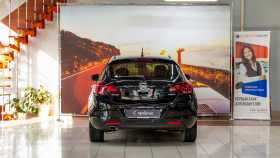 Opel Astra 2011 г.в.