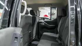 Nissan Navara (Frontier) 2011 г.в.