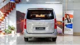 Hyundai Grand Starex 2011 г.в.