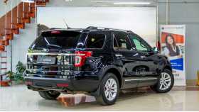 Ford Explorer 2013 г.в.