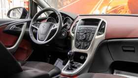 Opel Astra 2010 г.в.