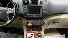 Toyota Highlander 2011 г.в.