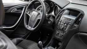 Opel Astra 2013 г.в.