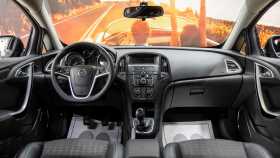 Opel Astra 2013 г.в.