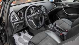 Opel Astra 2013 г.в.