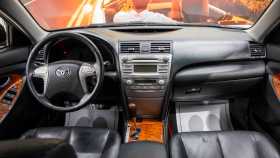 Toyota Camry 2010 г.в.