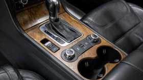 Volkswagen Touareg 2010 г.в.