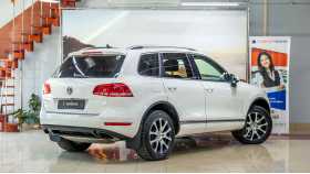 Volkswagen Touareg 2010 г.в.