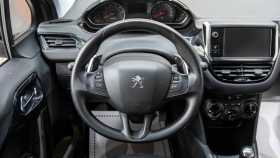 Peugeot 208 2014 г.в.