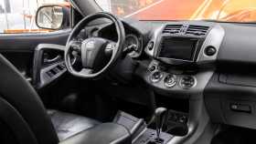 Toyota RAV4 2011 г.в.