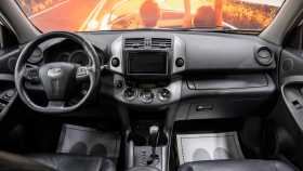 Toyota RAV4 2011 г.в.