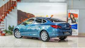 Opel Astra 2013 г.в.