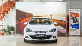 Opel Astra 2013 г.в.