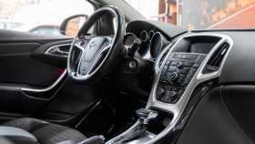 Opel Astra 2013 г.в.