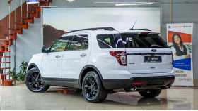 Ford Explorer 2013 г.в.