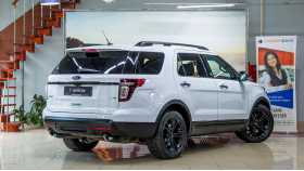 Ford Explorer 2013 г.в.