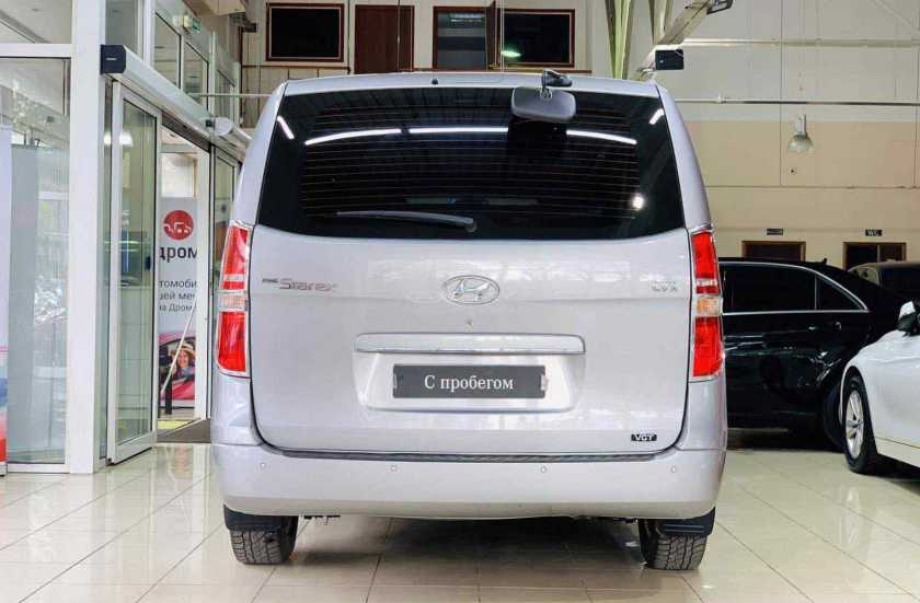Hyundai Grand Starex