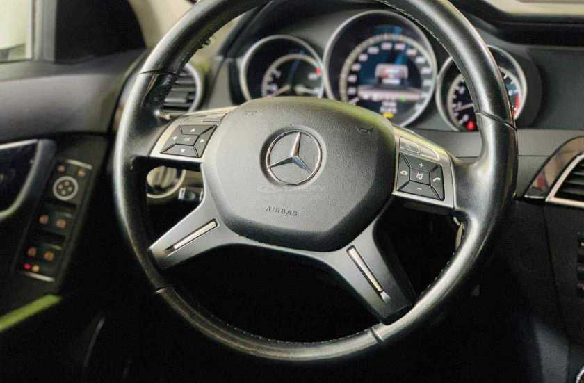 Mercedes-Benz C-Класс