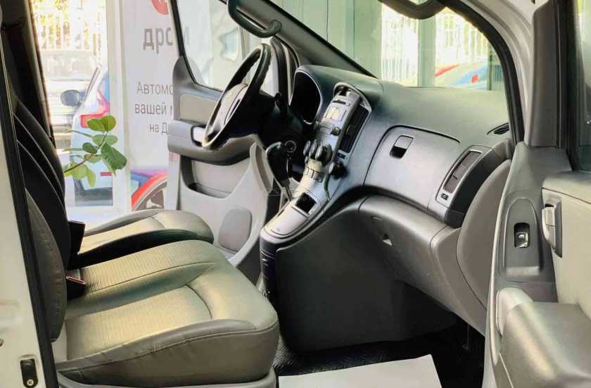 Hyundai Grand Starex