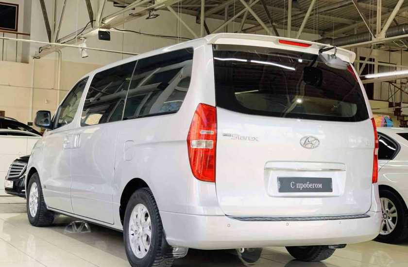 Hyundai Grand Starex