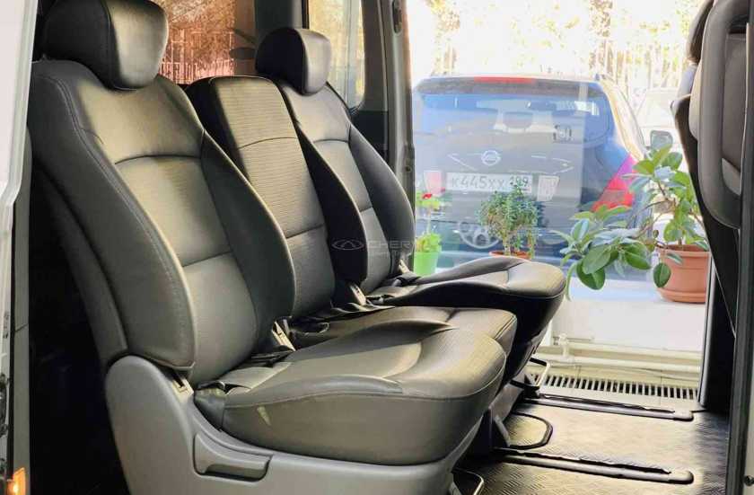 Hyundai Grand Starex