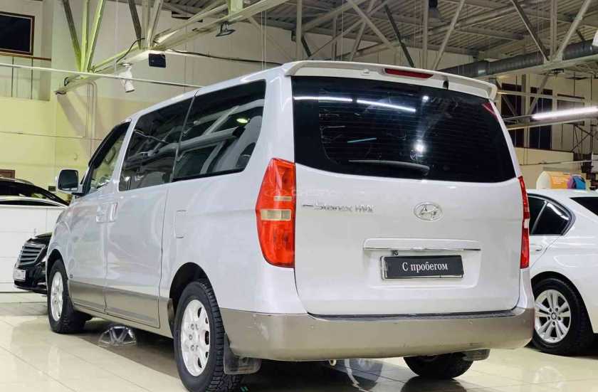 Hyundai Grand Starex